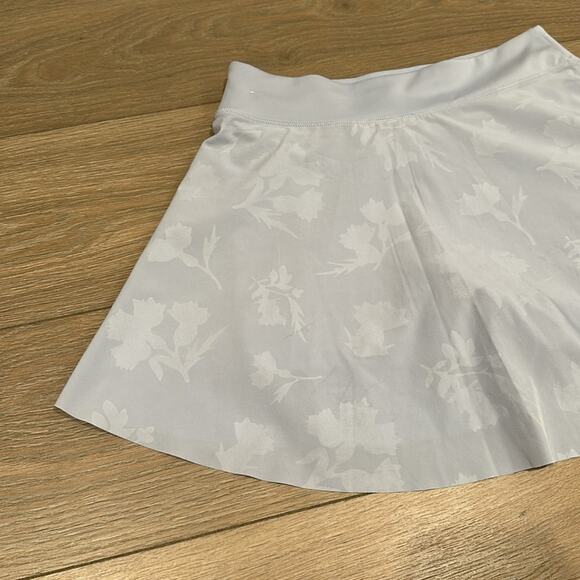 NIKE Golf Light Purple Floral Embossed Active Outdoor Tennis Skort‎ Size Small - Picture 5 of 10